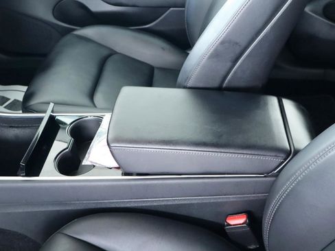 Used 2018 Tesla Model 3 Mid Range RWD image 18