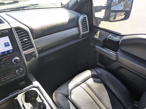 Used 2021 Ford F350 Platinum image 18