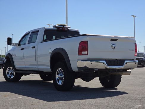 Used 2018 RAM 2500 Tradesman w/ Chrome Appearance Group AWD/4WD image 14