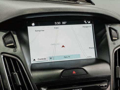 Used 2016 Ford Focus ST w/ Equipment Group 402A image 31