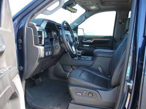 Used 2023 GMC Sierra 1500 Denali w/ Denali Reserve Package image 12