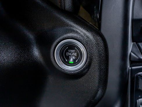Used 2020 GMC Sierra 1500 AT4 w/ AT4 Premium Package AWD/4WD image 22