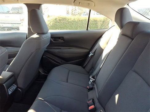 Used 2024 Toyota Corolla LE image 7