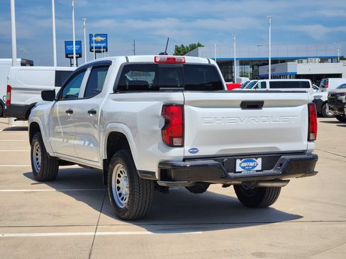 Used 2024 Chevrolet Colorado W/T w/ Safety Package RWD image 5