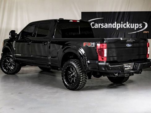 Used 2020 Ford F250 Lariat w/ Lariat Ultimate Package image 9