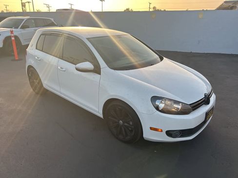 Used 2014 Volkswagen Golf TDI image 9