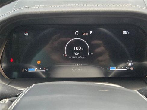 Used 2022 Jeep Grand Cherokee L Overland RWD image 11