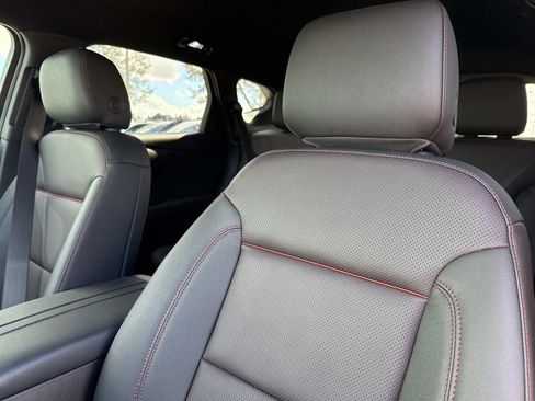 Used 2025 Chevrolet Blazer RS w/ Enhanced Convenience Package image 27