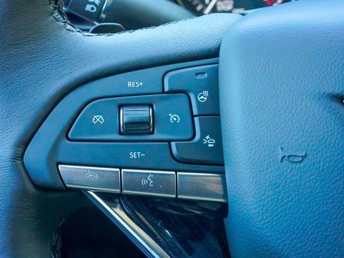 Certified 2025 Cadillac XT6 Premium Luxury w/ Technology Package image 36