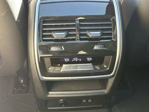 Certified 2025 BMW X5 M60i image 30