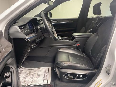 Used 2021 Jeep Grand Cherokee L Overland w/ Luxury Tech Group IV image 14