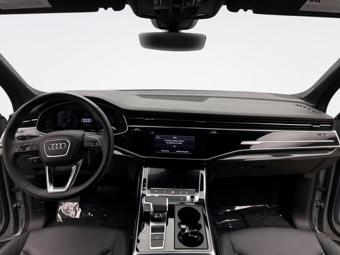 Used 2025 Audi Q7 3.0T Premium Plus AWD/4WD image 14