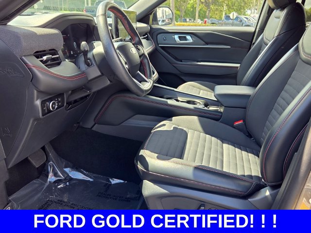 Certified 2025 Ford Explorer ST-Line AWD/4WD image 9