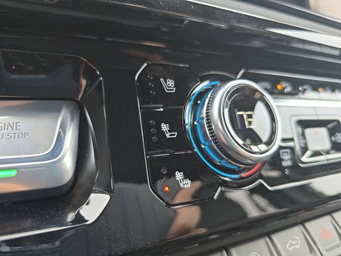 New 2026 GMC Sierra 1500 AT4 w/ Technology Package image 28