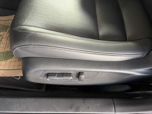 Used 2024 Honda Civic EX-L image 14