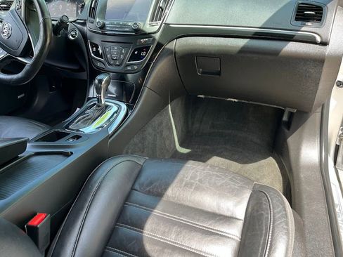 Used 2017 Buick Regal GS w/ Driver Confidence Package #1 AWD/4WD image 39