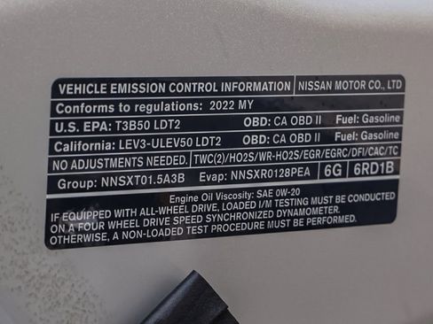 Used 2022 Nissan Rogue SV FWD image 32