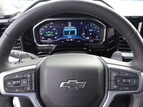 Used 2024 Chevrolet Silverado 1500 RST image 18