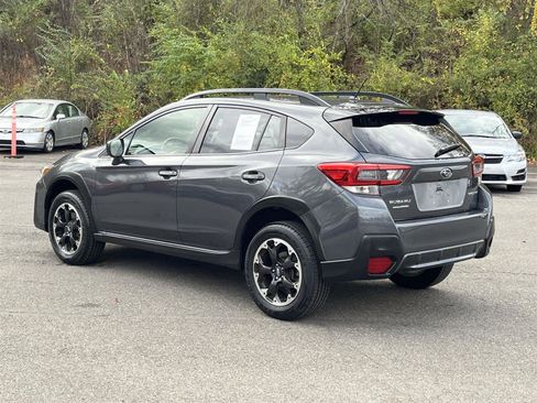 Certified 2023 Subaru Crosstrek 2.0i image 3
