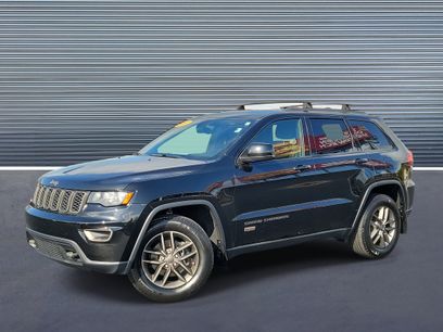 Used 2017 Jeep Grand Cherokee Laredo