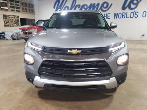 Used 2023 Chevrolet TrailBlazer LT w/ Convenience Package AWD/4WD image 9