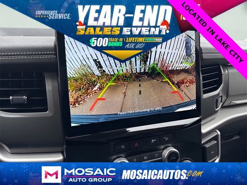 Used 2024 Ford Expedition XLT image 38