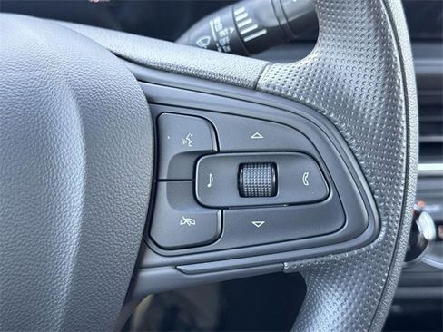 New 2025 Buick Envista Preferred image 10