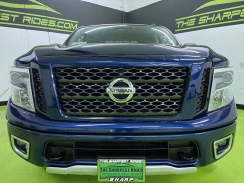 Used 2017 Nissan Titan PRO-4X image 3