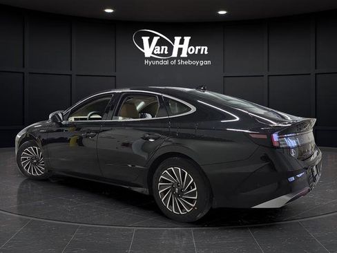 New 2026 Hyundai Sonata Limited image 3