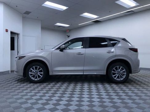 Used 2025 MAZDA CX-5 AWD 2.5 S w/ Preferred Package image 12