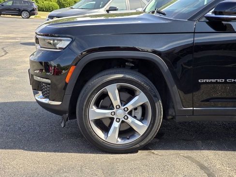 Used 2022 Jeep Grand Cherokee L Limited image 15