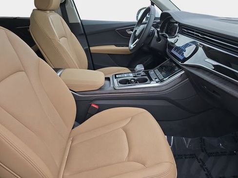 Used 2025 Audi Q7 3.0T Premium Plus w/ Premium Plus Package image 12