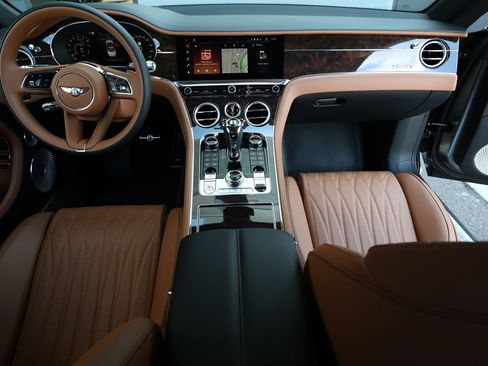 Used 2026 Bentley Continental GT Azure AWD/4WD image 4