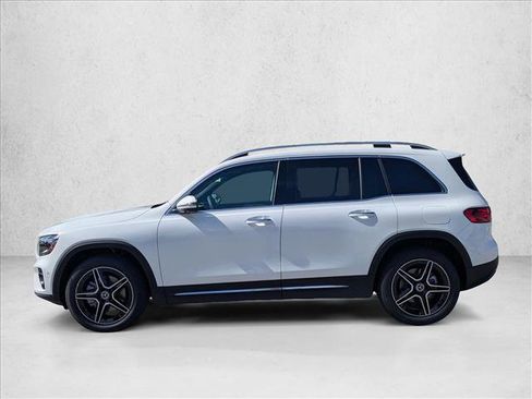 New 2026 Mercedes-Benz GLB 250 image 9