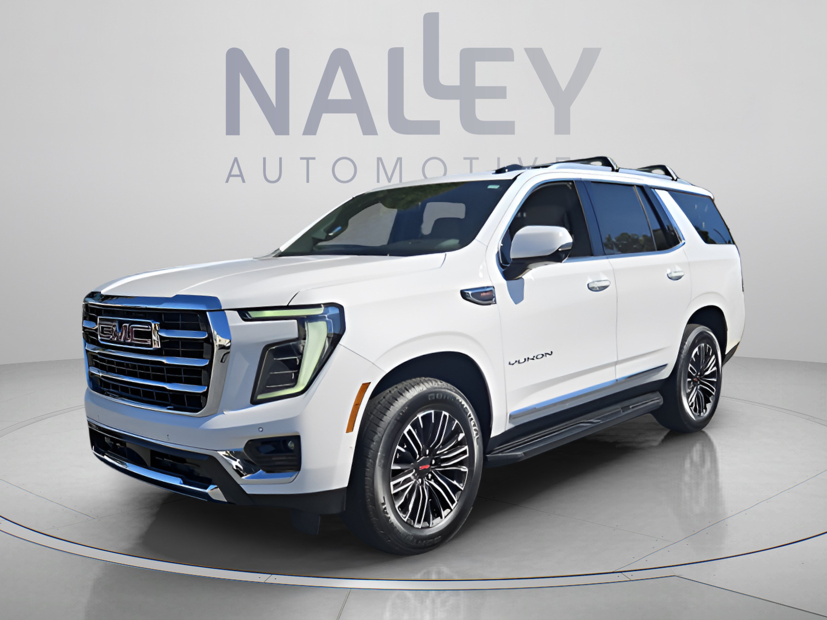 Used 2025 GMC Yukon Elevation AWD/4WD image 1