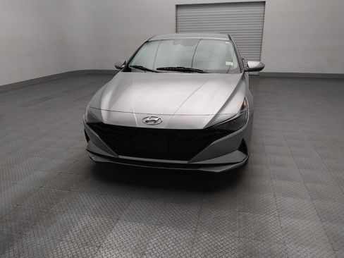 Used 2022 Hyundai Elantra SE w/ Cargo Package image 15