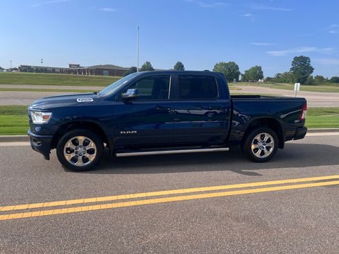 Used 2024 RAM 1500 Big Horn AWD/4WD image 9