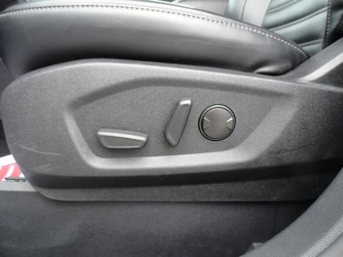 Certified 2024 Ford Edge SEL AWD/4WD image 12