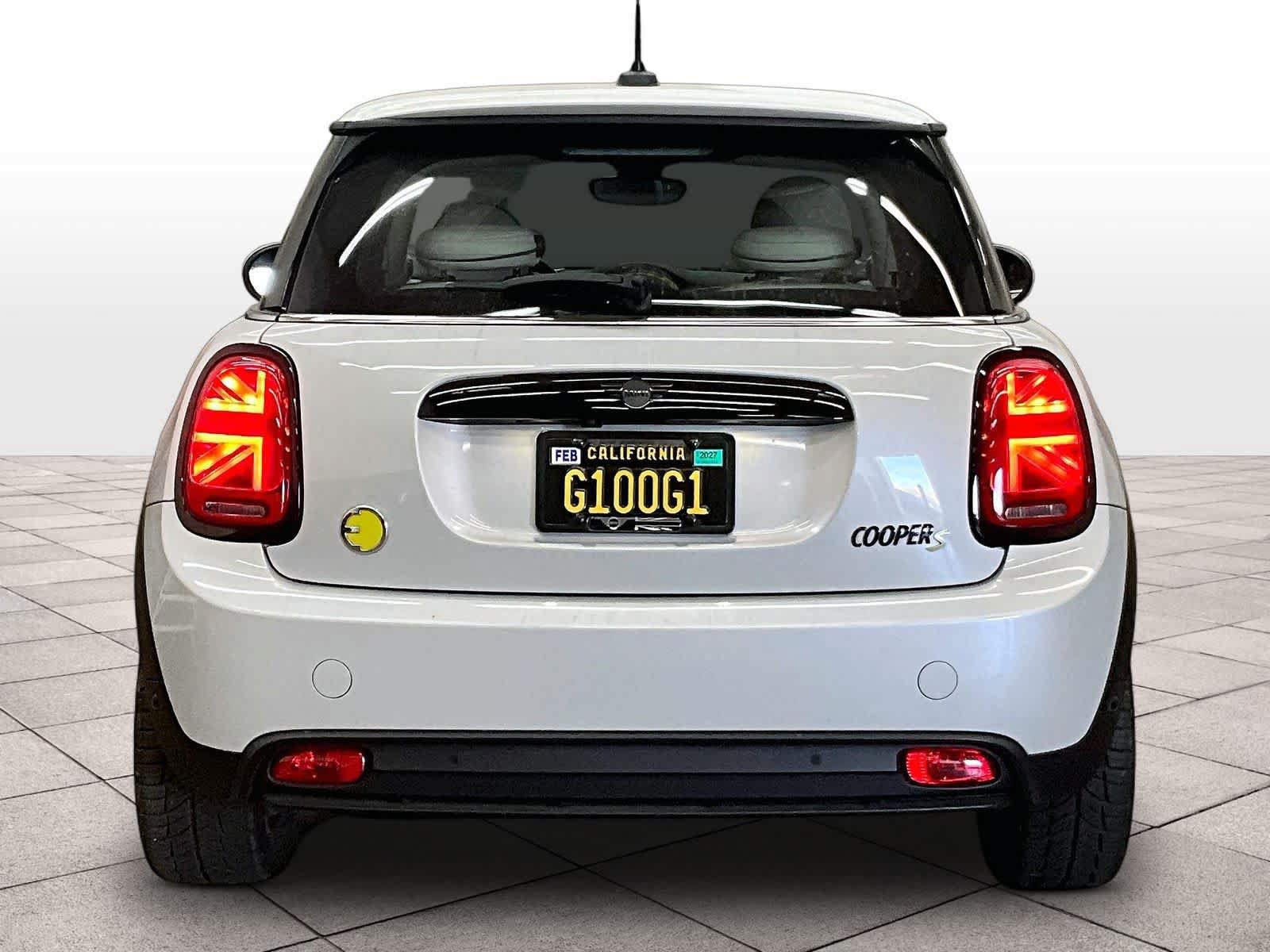 Used 2023 MINI Cooper SE FWD image 8