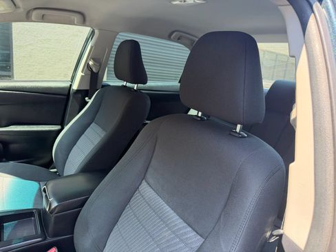 Used 2017 Toyota Camry LE FWD image 23