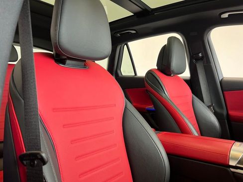 Used 2024 Mercedes-Benz GLC 43 AMG GLC 43 AMG image 23