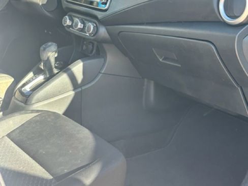 Used 2020 Nissan Versa S image 16