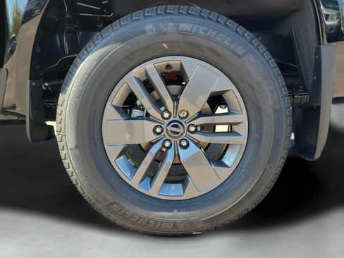 New 2026 Nissan Frontier SV w/ All-Weather Content Package AWD/4WD image 33
