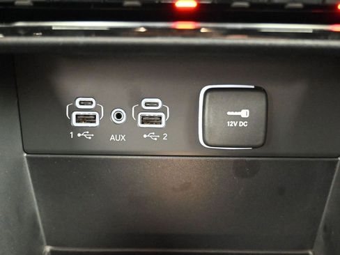 New 2025 Jeep Grand Cherokee L Limited w/ Black Appearance Package image 36