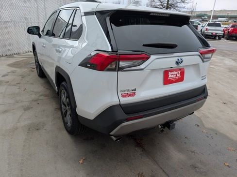 Used 2023 Toyota RAV4 Limited image 23