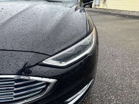 Used 2017 Ford Fusion SE w/ Fusion SE Technology Package AWD/4WD image 13