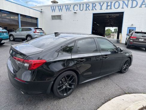 Used 2023 Honda Civic Sport image 12