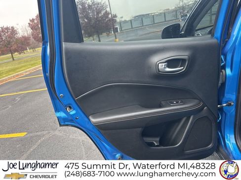 Used 2017 Jeep Compass Latitude w/ Popular Equipment Group image 14