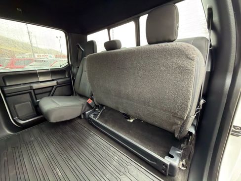 Used 2019 Ford F150 XLT w/ Equipment Group 302A Luxury image 17