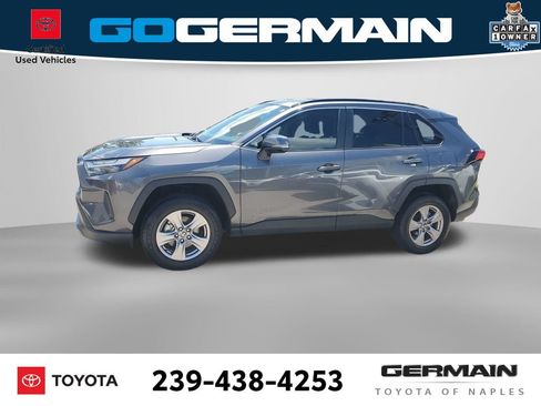 Used 2025 Toyota RAV4 XLE w/ Convenience Package FWD image 11